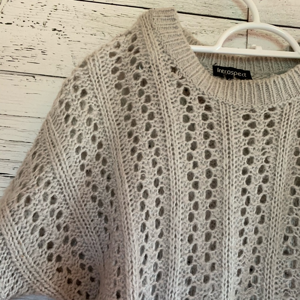 wool sweater:) - Picture 2 of 4